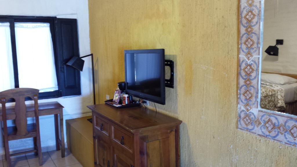 נאבוחואה Hotel El Rancho חדר תמונה