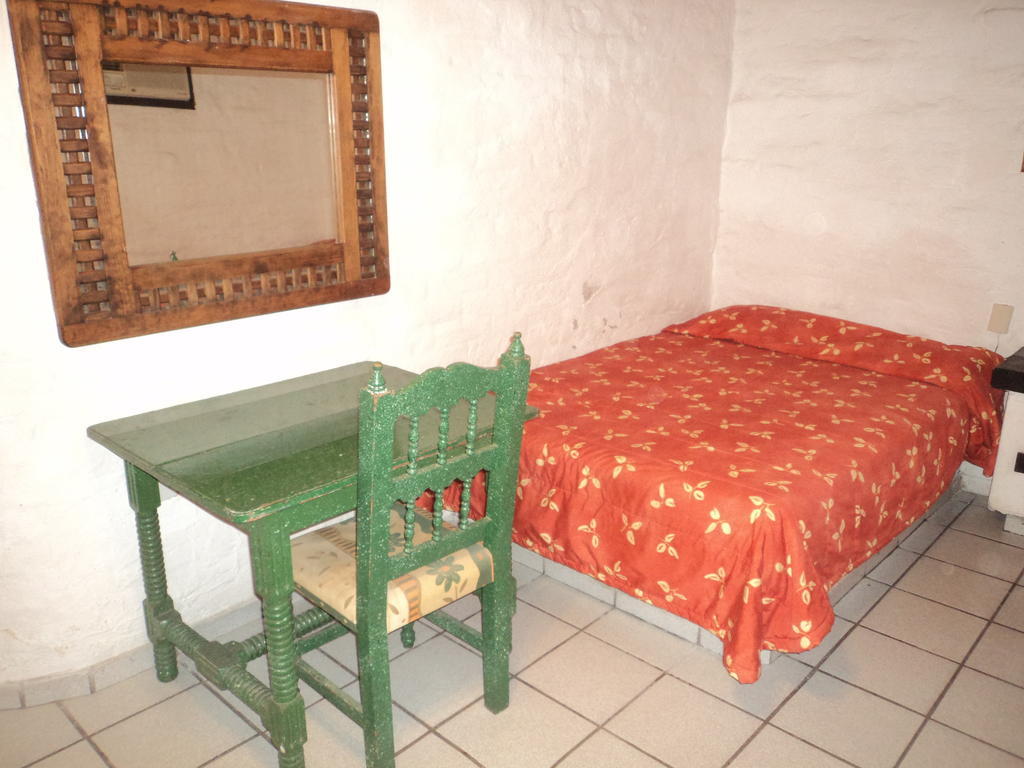 נאבוחואה Hotel El Rancho מראה חיצוני תמונה