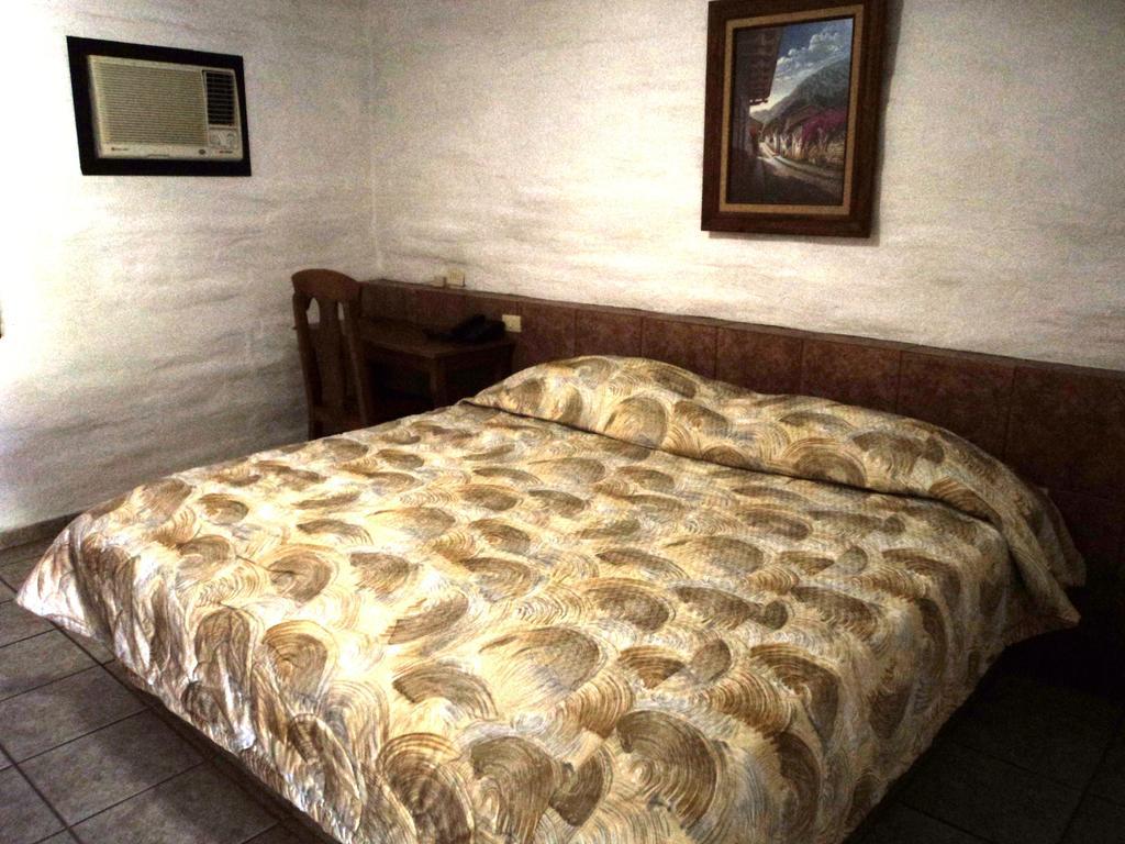 נאבוחואה Hotel El Rancho חדר תמונה