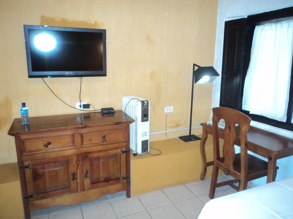 נאבוחואה Hotel El Rancho מראה חיצוני תמונה