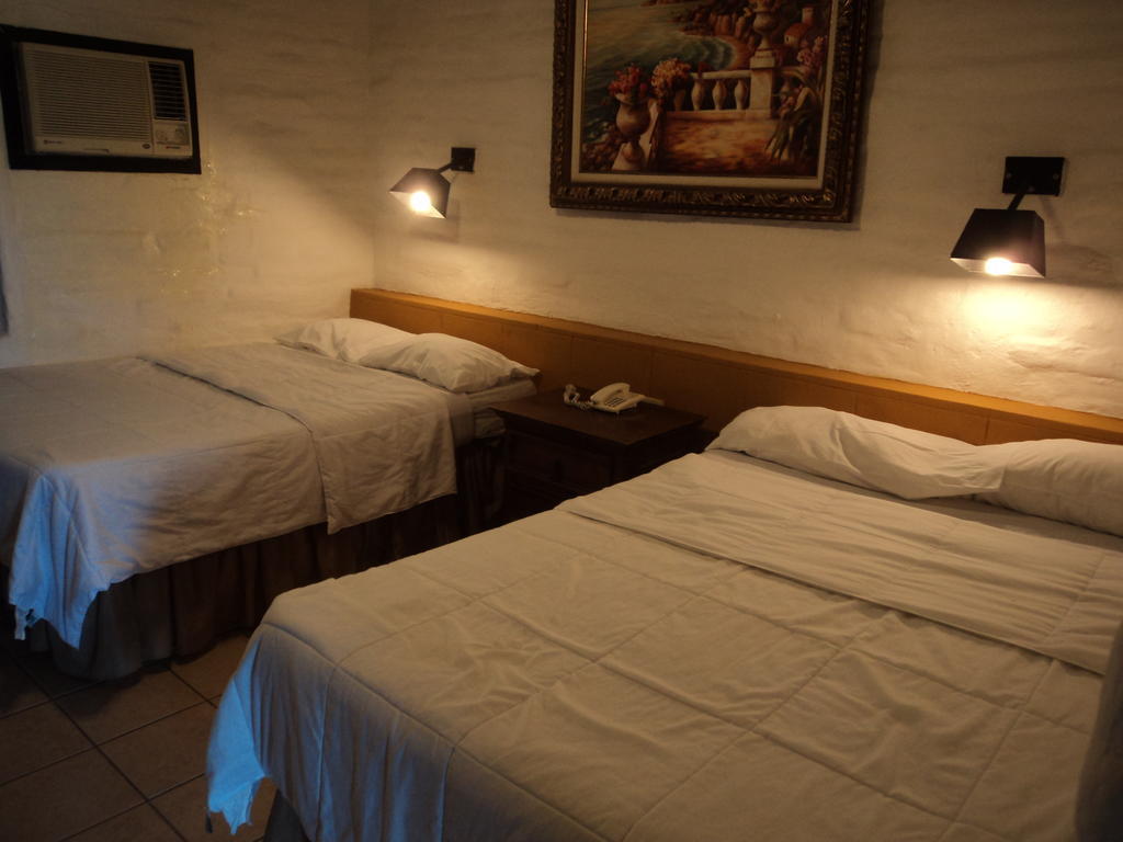נאבוחואה Hotel El Rancho מראה חיצוני תמונה
