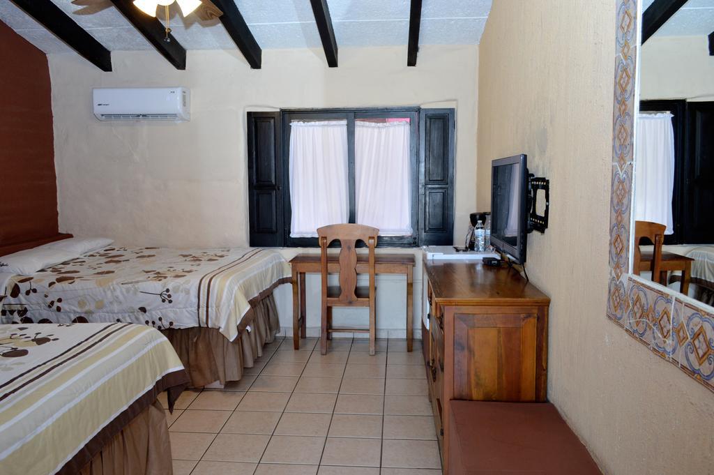 נאבוחואה Hotel El Rancho מראה חיצוני תמונה