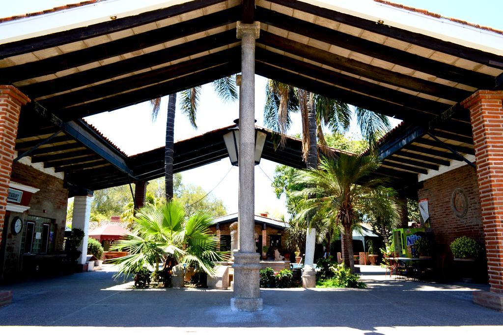 נאבוחואה Hotel El Rancho מראה חיצוני תמונה