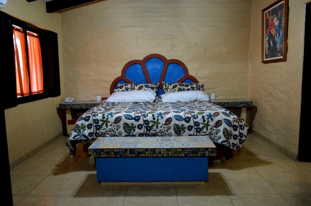 נאבוחואה Hotel El Rancho מראה חיצוני תמונה